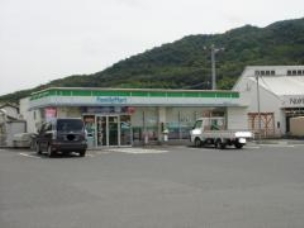 【コンビニ】ファミリーマート倉敷南広江店 1300m 周辺環境