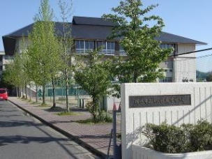 【中学校】総社市立総社東中学校 739m 周辺環境