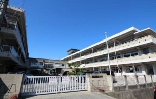 【中学校】倉敷市立玉島東中学校 1135m 周辺環境