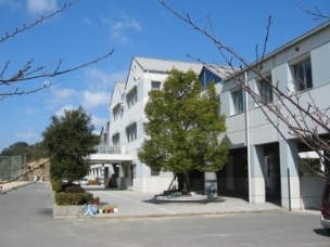 【中学校】玉野市立日比中学校 2038m 周辺環境