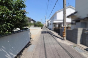 前面道路 前面道路含む現地写真