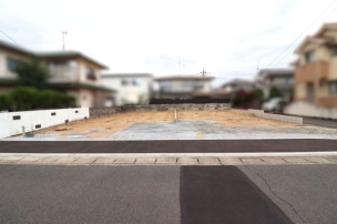 前面道路 前面道路含む現地写真