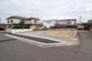 前面道路 前面道路含む現地写真