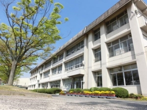 【小学校】倉敷市立万寿東小学校 1241m 周辺環境