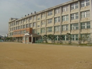 【中学校】倉敷市立連島中学校 743m 周辺環境
