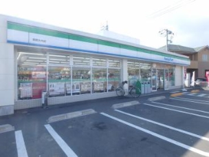 【コンビニ】ファミリーマート倉敷大内店 376m 周辺環境